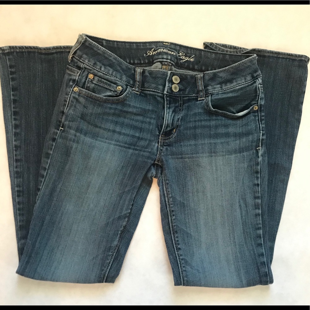 American Eagle Outfitters Women's Dark Blue Straight Leg Jeans
